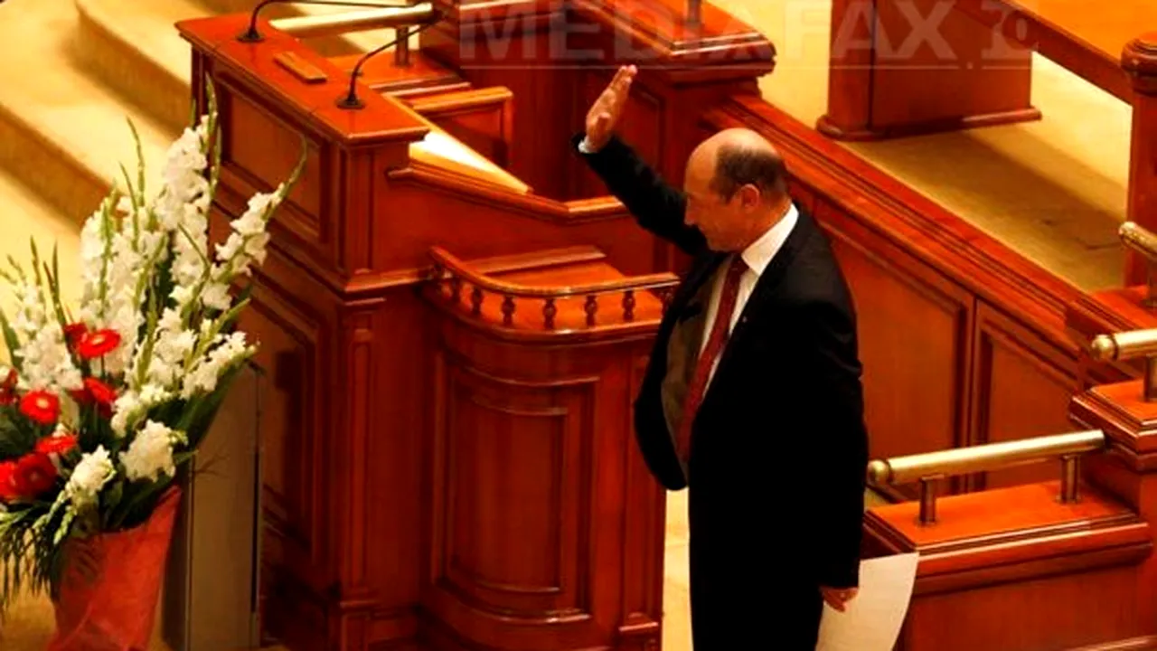 CURTEA CONSTITUŢIONALĂ: Cererea pivind conflictul juridic între Parlament şi Băsescu, inadmisibilă