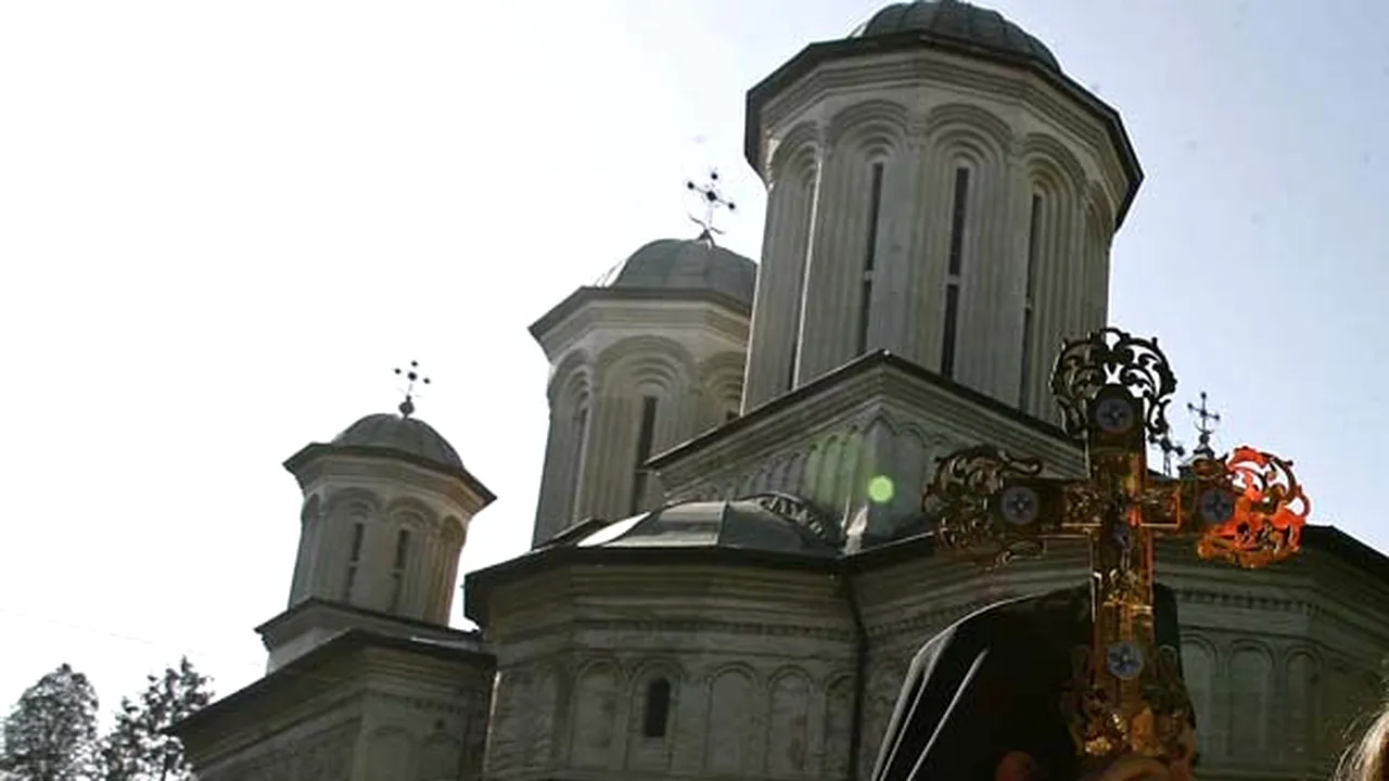 Moaştele Sfântului Nectarie, furate din Mănăstirea Radu Vodă din Capitală
