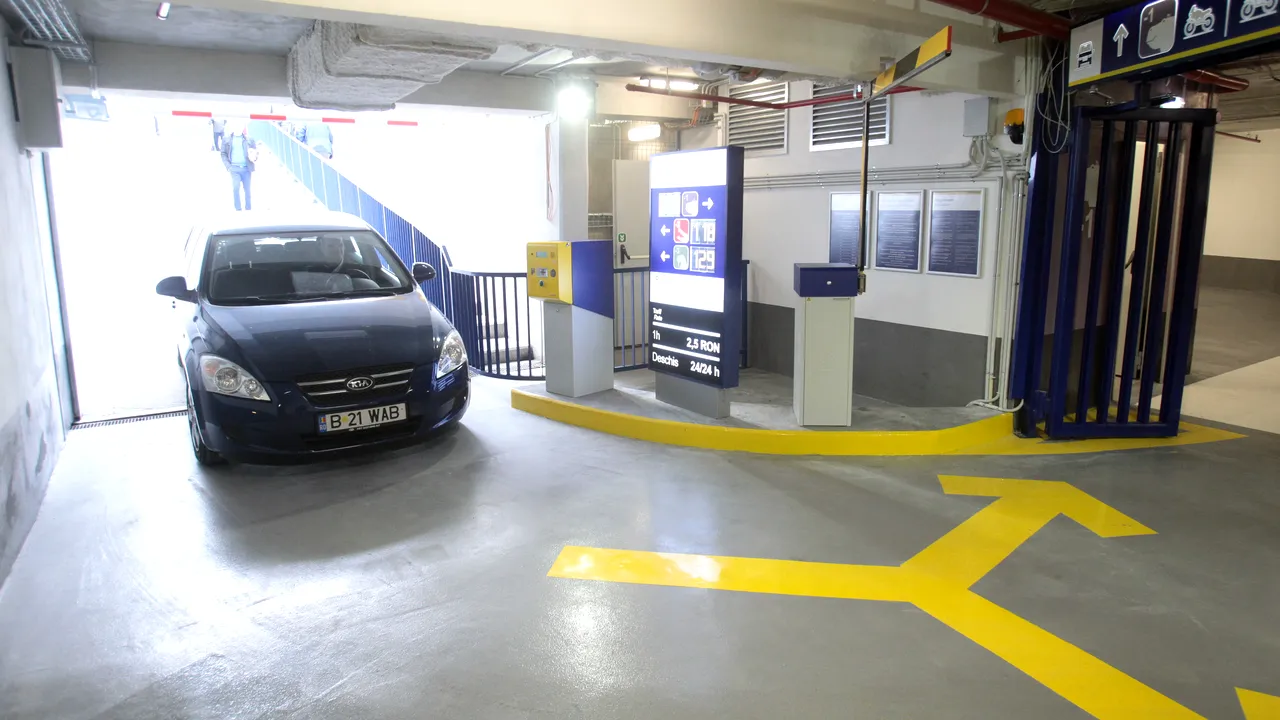 Noi tarife pentru PARCARE în Bucureşti. În centru, preţul va creşte substanţial. Cât va costa parcarea subterană din Piaţa Universităţii
