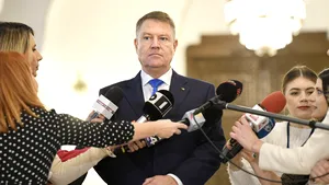 VIDEO. Iohannis: Asumarea răspunderii Guvernului pe buget, singura variantă fezabilă. Sunt bani pentru investiţii / Ce spune preşedintele despre reducerea TVA