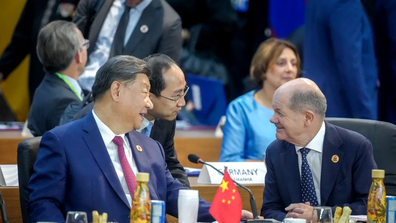 Olaf Scholz şi Xi Jinping s-au întâlnit în Brazilia. Pe agenda discuţiilor, războiul din Ucraina