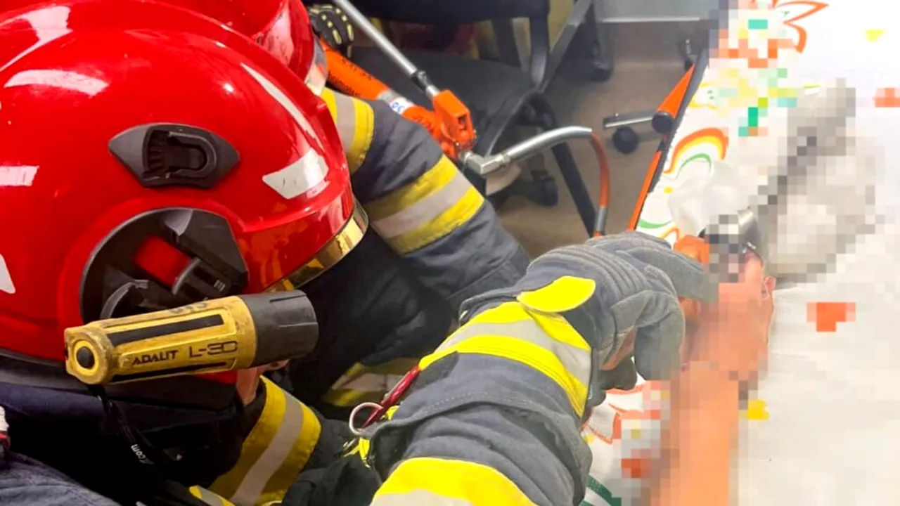 O tânără a ajuns la spital, după un moment de neatenție în bucătărie. Iată ce nu trebuie să faci când gătești
