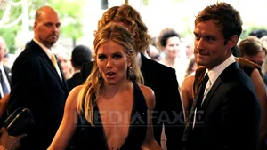 Sienna Miller şi Jude Law s-au mutat împreună