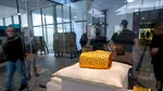 MNIR: Peste 9.000 de persoane au admirat coiful de la Coţofeneşti şi brăţările dacice în perioada 22 aprilie-3 mai
