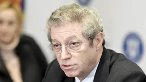 Planul lui Streinu Cercel pentru perioada de după starea de urgenţă: Bătrânii să fie izolaţi încă 3 luni de zile - DOCUMENT