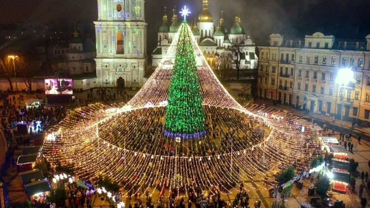 Pomul de Crăciun al „invincibilităţii