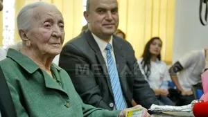 Noi membri în PNL Timiş: O femeie în vârstă de 102 ani şi un tânăr de 18 ani