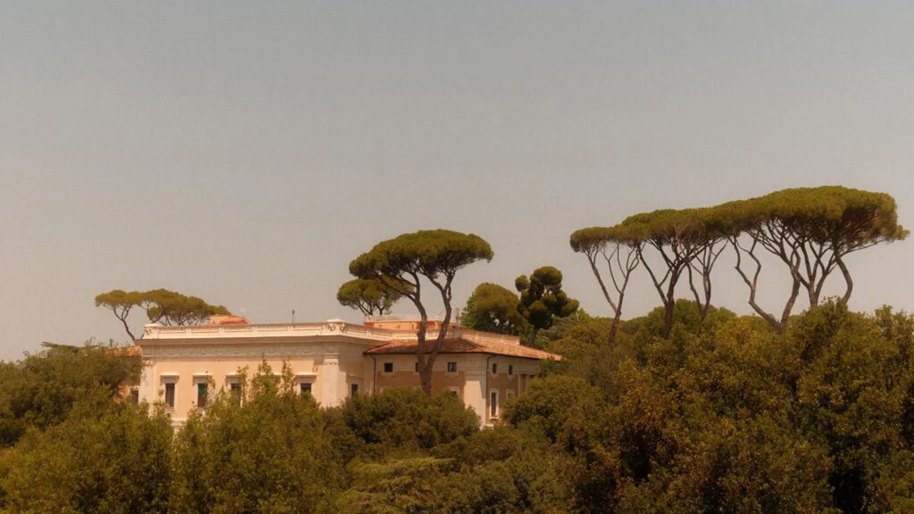 Se vinde vila de 7 milioane de euro din Italia, care a avut oaspete un compozitor celebru. Are 12 dormitoare și un parc de 10 hectare