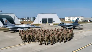 Bolojan: Este posibilă o creștere a prezenței militare NATO în România după summit-ul din iunie
