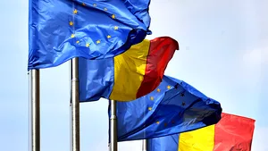 Care sunt beneficiile apartenenţei României la UE: teme expuse pe panouri stradale