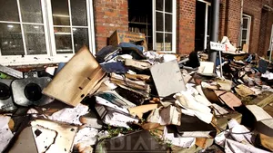 Un ziar german care a publicat caricaturi cu Mahomed de la Charlie Hebdo, atacat - IMAGINI de la locul atacului