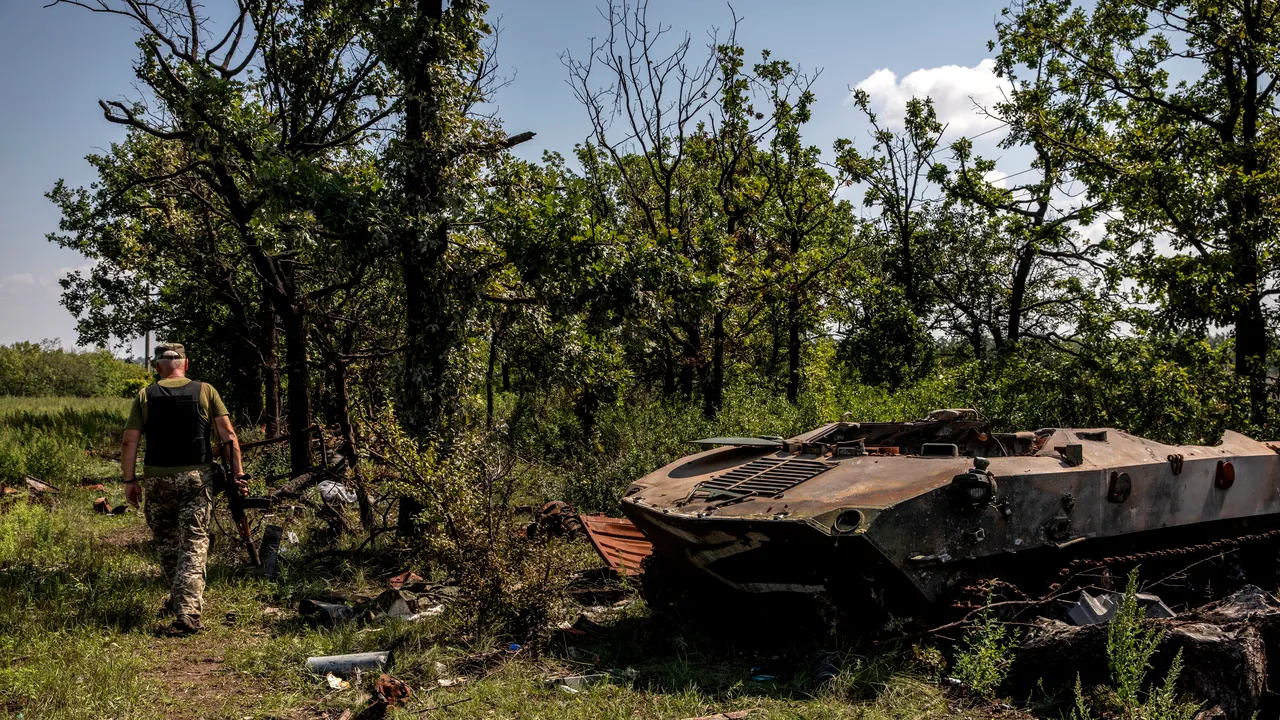 Războiul din Ucraina, ziua 195. Continuă bombardamentele / Armata ucraineană are noi victorii în Herson / Rusia închide robinetul cu gaze Europei, pe fondul sancţiunilor / Putin asistă la exerciţiile cu China / Ucraina a recuperat 25 de cadavre, în baza Convenţiei de la Geneva