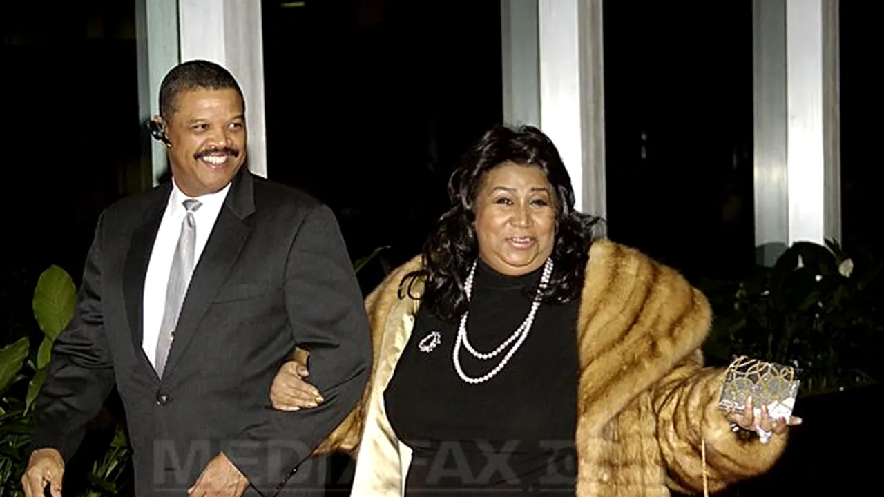 Aretha Franklin s-a logodit la 69 de ani: Nu, nu sunt însărcinată
