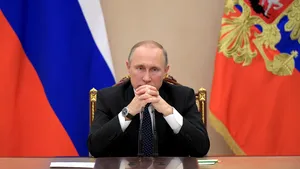„Comandatul suprem” Putin nu permite niciunui oficial rus să negocieze litigiul cu Ucraina