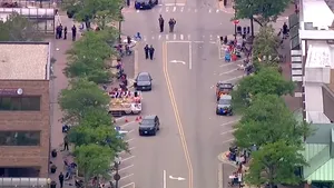 Atac armat la o paradă de 4 iulie din SUA. Sunt cel puţin 6 persoane decedate şi 31 rănite