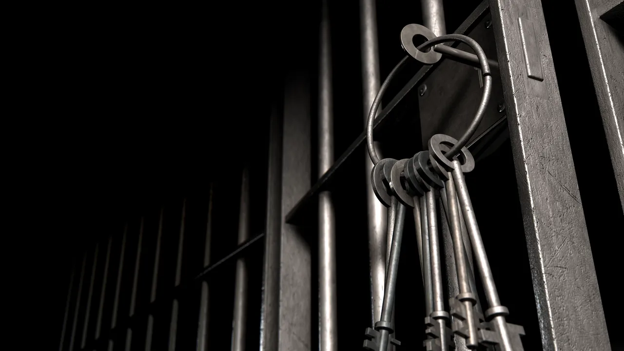 Sindicaliştii din penitenciare au suspendat protestele programate în faţa Ministerului Justiţiei/ Mărirea salariilor, finalizată prin OUG săptămâna următoare