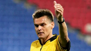 Olandezul Eric Braamhaar va arbitra partida Liverpool-Unirea Urziceni