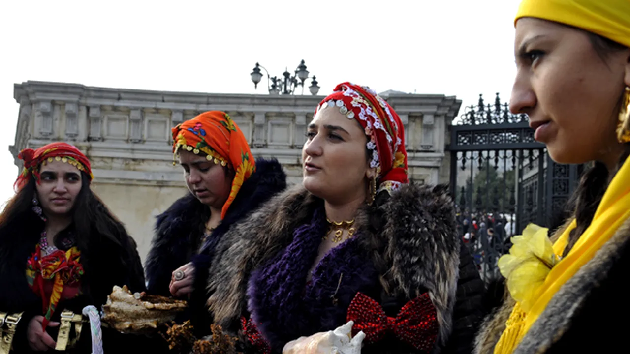 Vrăjitoarele au stropit cu 