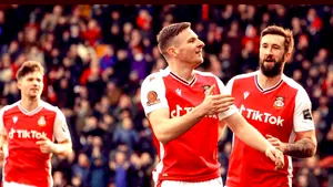 Mullin, atacantul lui Wrexham, şi-a perforat plămânul în victoria din pre-sezon cu Manchester United