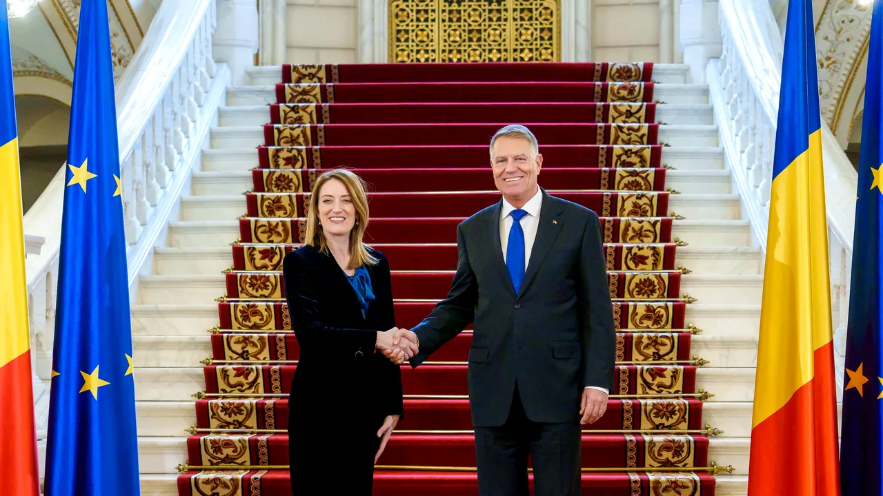 Iohannis, întâlnire cu Roberta Metsola: Am evidenţiat importanţa menţinerii vocii noastre proeuropene puternice în Parlamentul European