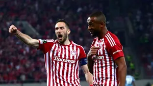 Olympiakos trece fără probleme de Aston Villa şi se califică în finala Europa Conference League