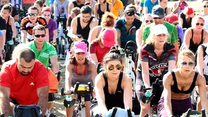 A doua zi de BikeFest în Capitală, competiţia bicicliştilor urbani -FOTO, VIDEO