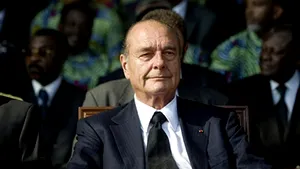Fostul preşedinte francez Jacques Chirac, internat într-un spital din Paris 