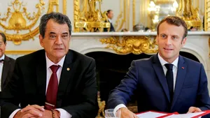 Preşedintele Polineziei Franceze este bolnav COVID-19. Cu două zile înainte, el s-a întâlnit cu Emmanuel Macron 