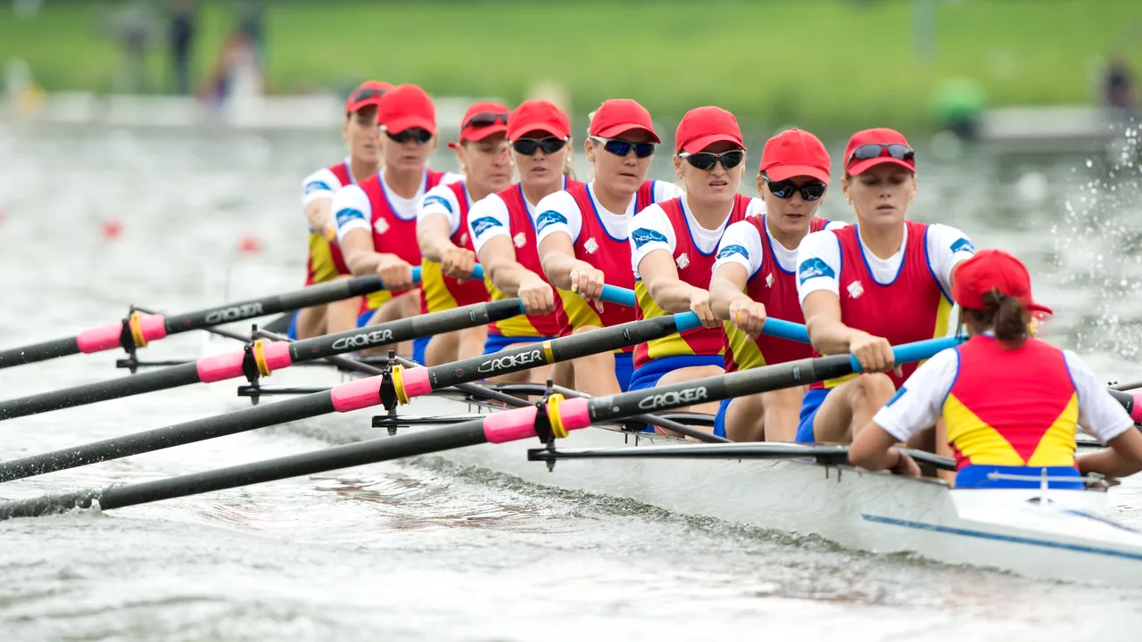 Zece medalii pentru delegaţia României la Europenele de canotaj U-23 din Polonia