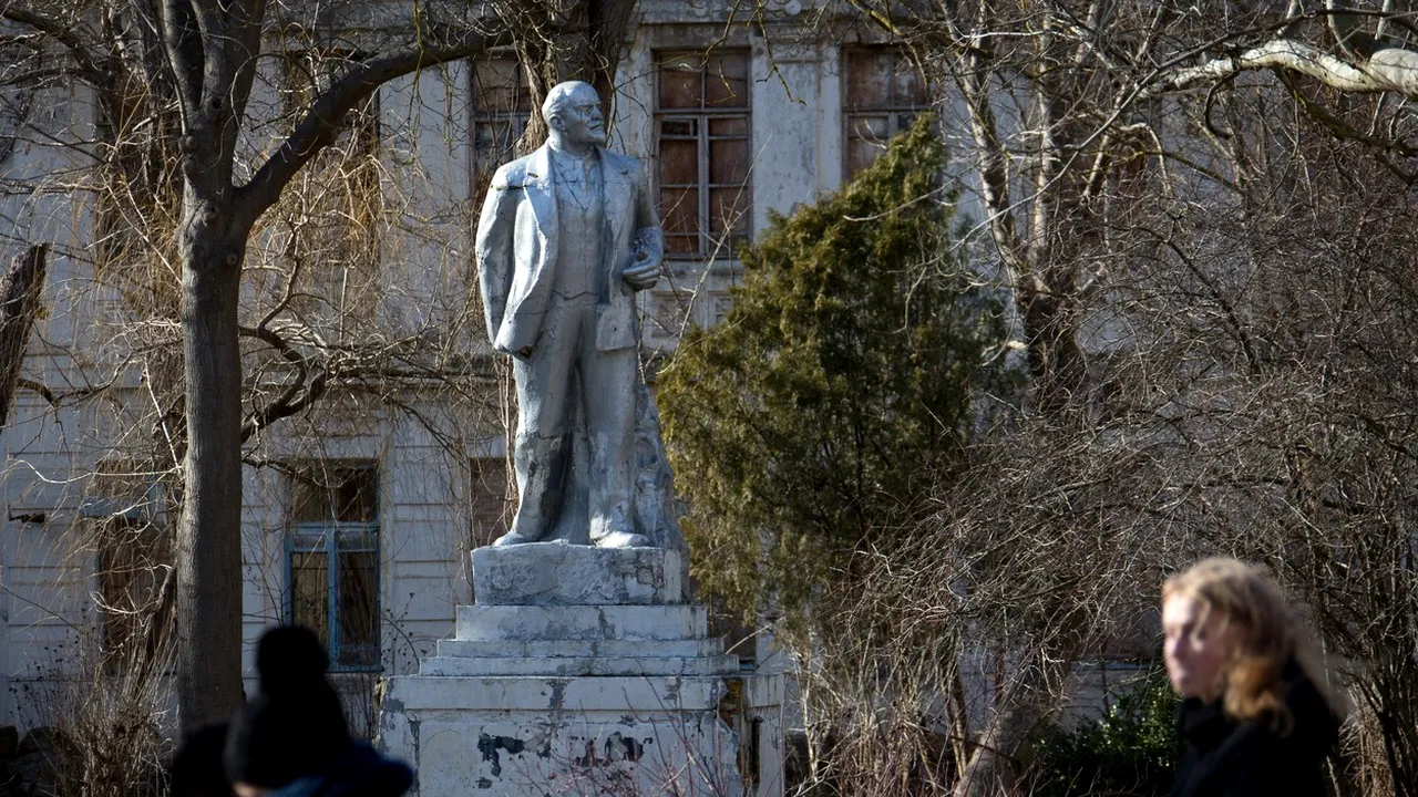 Tensiuni într-un oraş din vestul Germaniei. Un partid va ridica prima statuie a lui Lenin pe teritoriul Germaniei occidentale