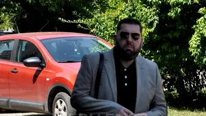 Fostul director al Poliţiei Locale Ploieşti Cristinel Toader, reţinut de DNA pentru şantaj, după ce a fost citat ca suspect la DNA Ploieşti