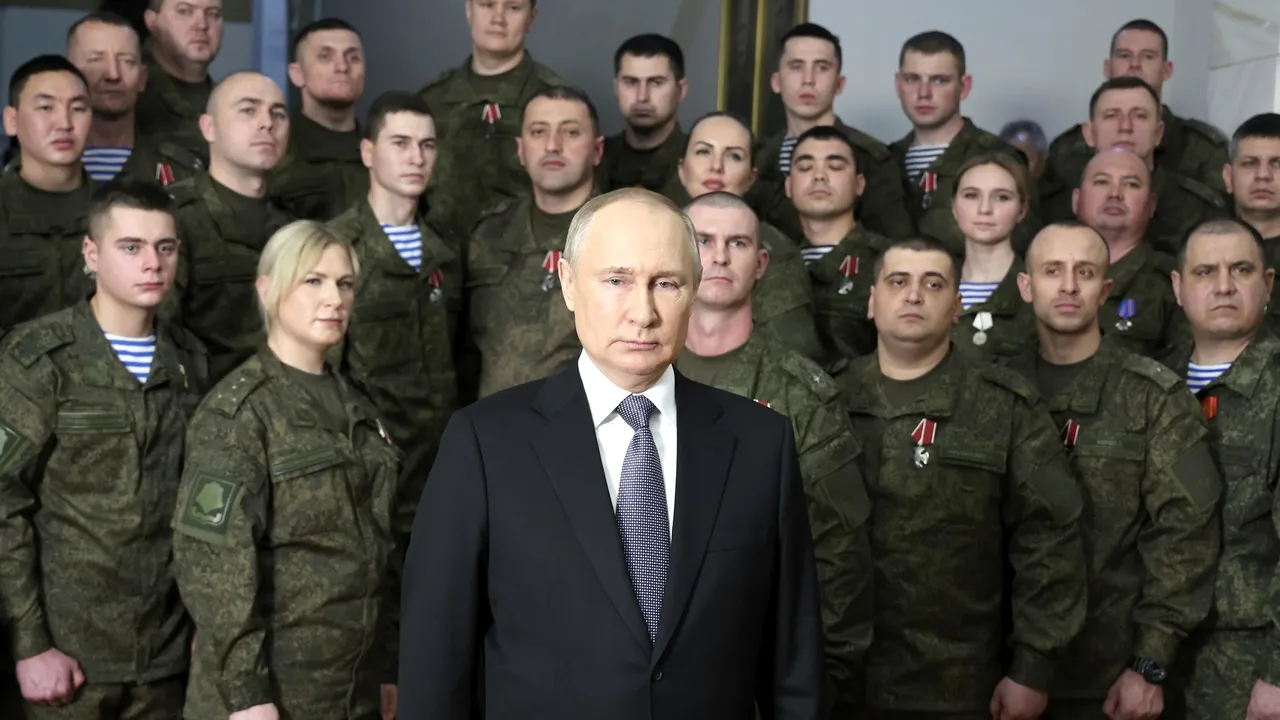 Un opozant al Kremlinului susţine că regimul lui Putin va cădea: Cândva de neconceput, capitularea ar putea fi o soluţie salvatoare pentru Rusia