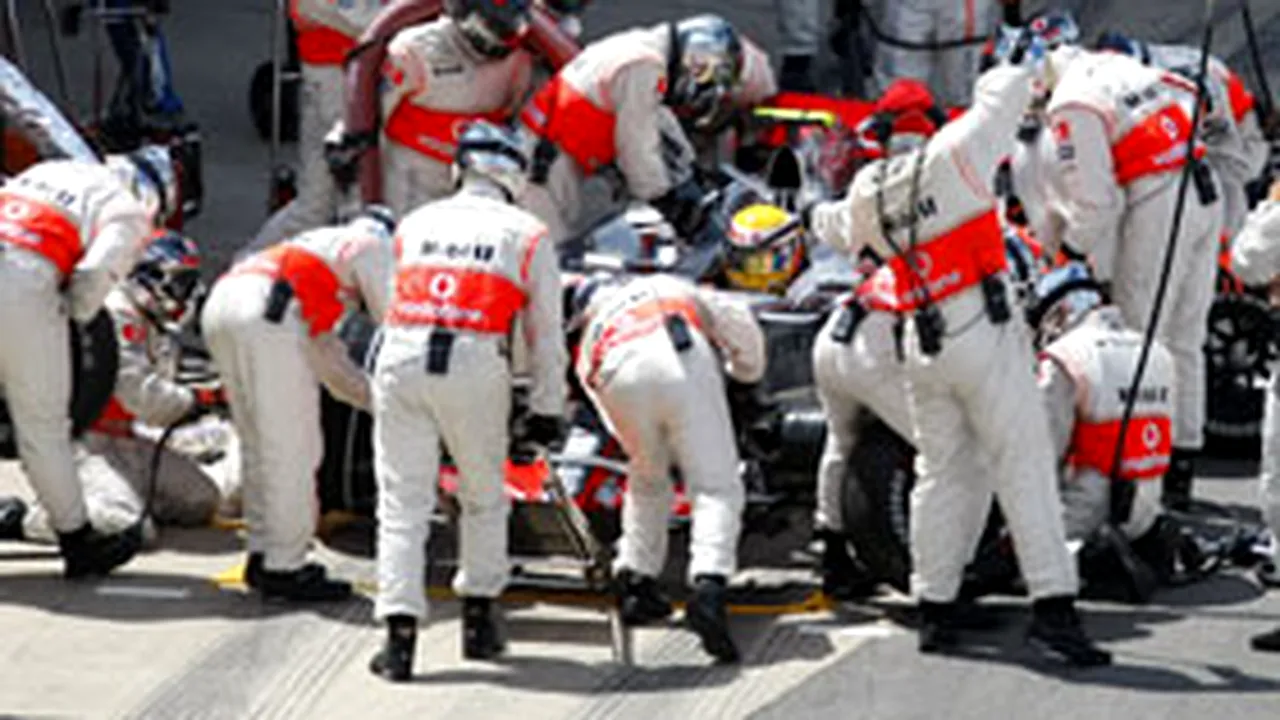 Reprezentanţii McLaren-Mercedes convocaţi de FIA în scandalul de spionaj - AFP