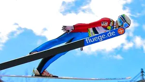 Doi sportivi dinamovişti au ajuns în Germania pentru sărituri cu schiurile, dar Federaţia Română i-a retras de pe listă, fără să-i anunţe! 