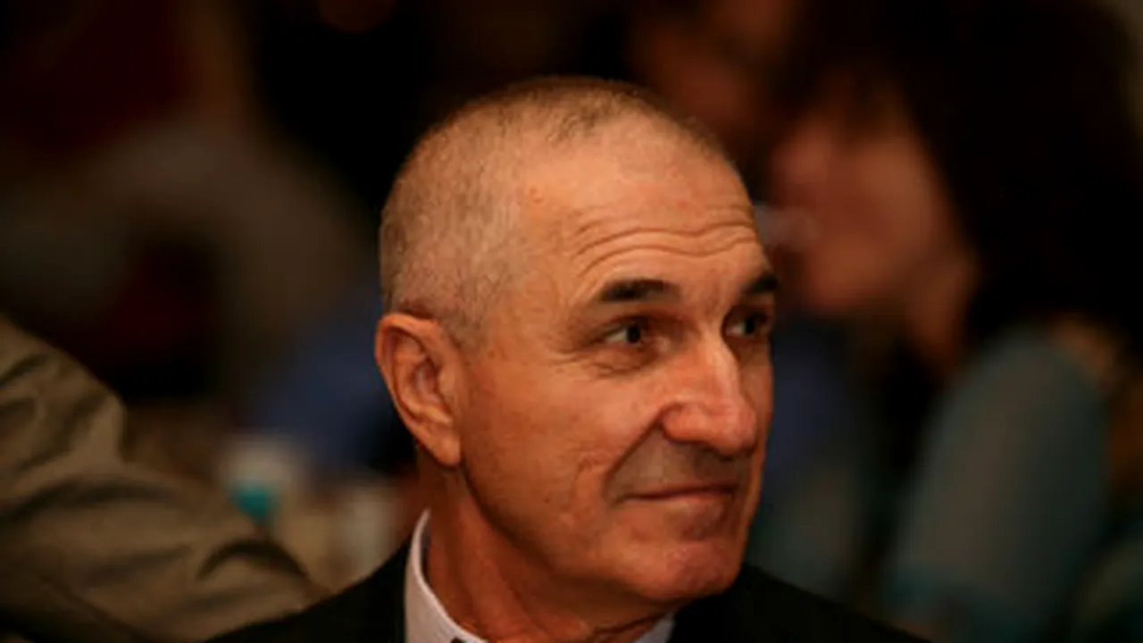 Gheorghe Dinică a fost operat de colecist