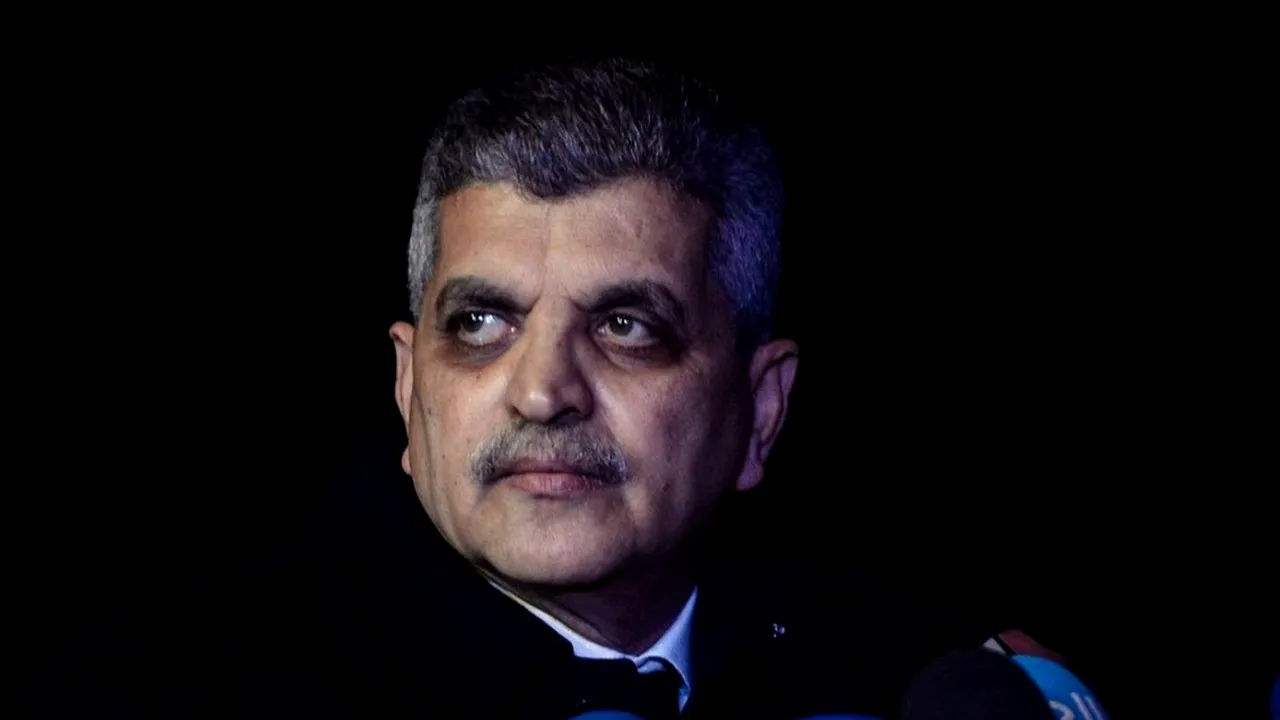 Egiptul ar putea cere despăgubiri de peste 1 miliard de dolari pentru criza navei blocat în Canalul Suez