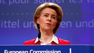 Ursula von der Leyen avertizează că este posibil ca persoanele în vârstă să fie izolate până la sfârşitul anului