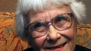 Cel de-al doilea roman al scriitoarei Harper Lee va fi publicat la Polirom şi lansat la Gaudeamus
