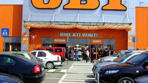 Obi se pregăteşte să plece din România