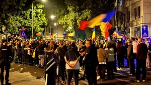 „Călin Georgescu este președinte” În jur de 200 de susținători, la Arestul Central