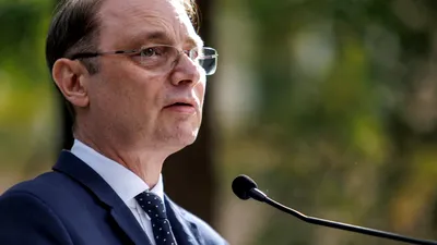 DECLARAȚII Soluțiile lui Niculescu pentru deblocarea crizei politice, dacă nu va fi posibilă o majoritate solidă: Guvern hibrid sau tehnocrat