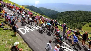 Coronavirus: Turul Franţei în august este din ce în ce mai probabil