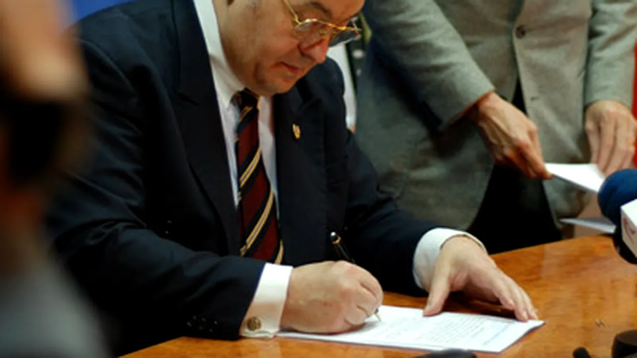 Vadim îl compară pe Obama cu astronautul Neil Armstrong