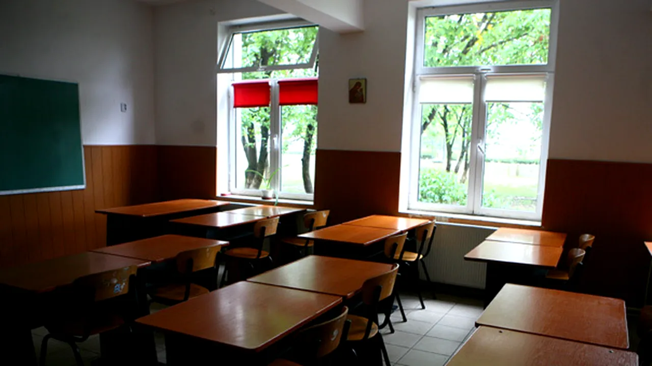 Asociaţia Elevilor din Constanţa susţine sancţionarea penală a celor care colectează fondul şcolii