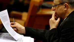 Mihai Mălaimare şi Petre Străchinaru au deschis conferinţele 