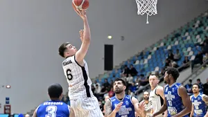 Finala campionatului de baschet masculin, programată să înceapă pe 26 mai: CSM Oradea și U-BT Cluj se întâlnesc pentru al 4-lea an consecutiv în ultimul act