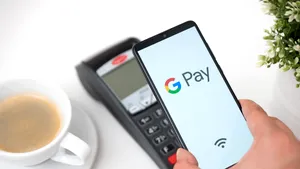 Facturile Hidroelectrica pot fi plătite şi prin Google Pay şi Apple Pay