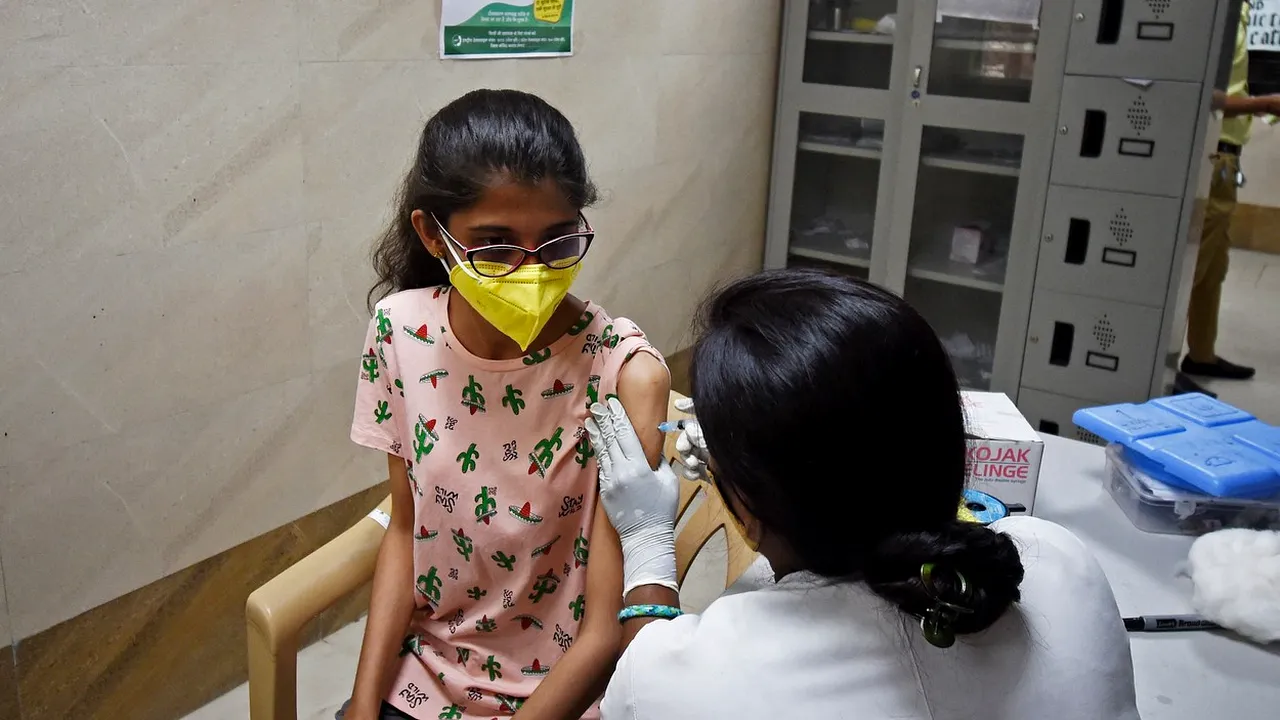 Fetiţă de 13 ani, din Sibiu: M-am vaccinat pentru că am încredere