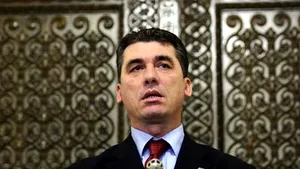 Funcţionarii publici se opun disponibilizărilor şi îngheţării salariilor