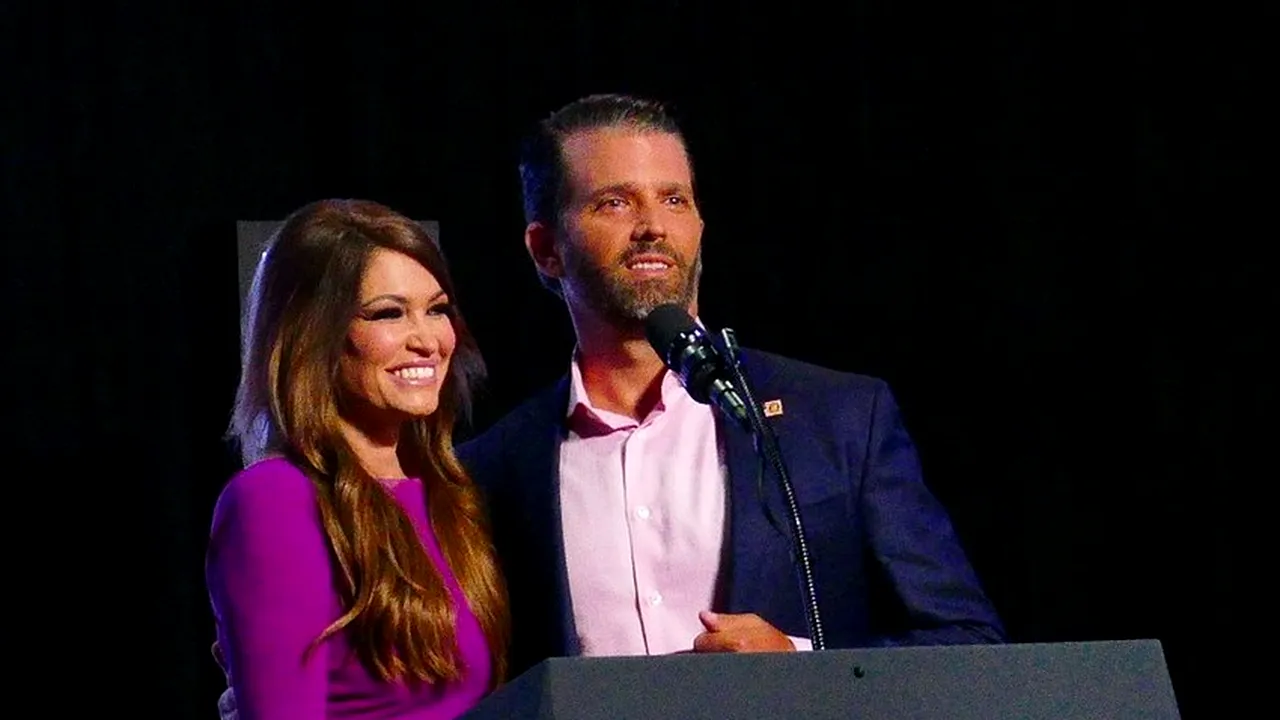 Kimberly Guilfoyle, iubita lui Donald Trump Jr., testată pozitiv pentru noul coronavirus

